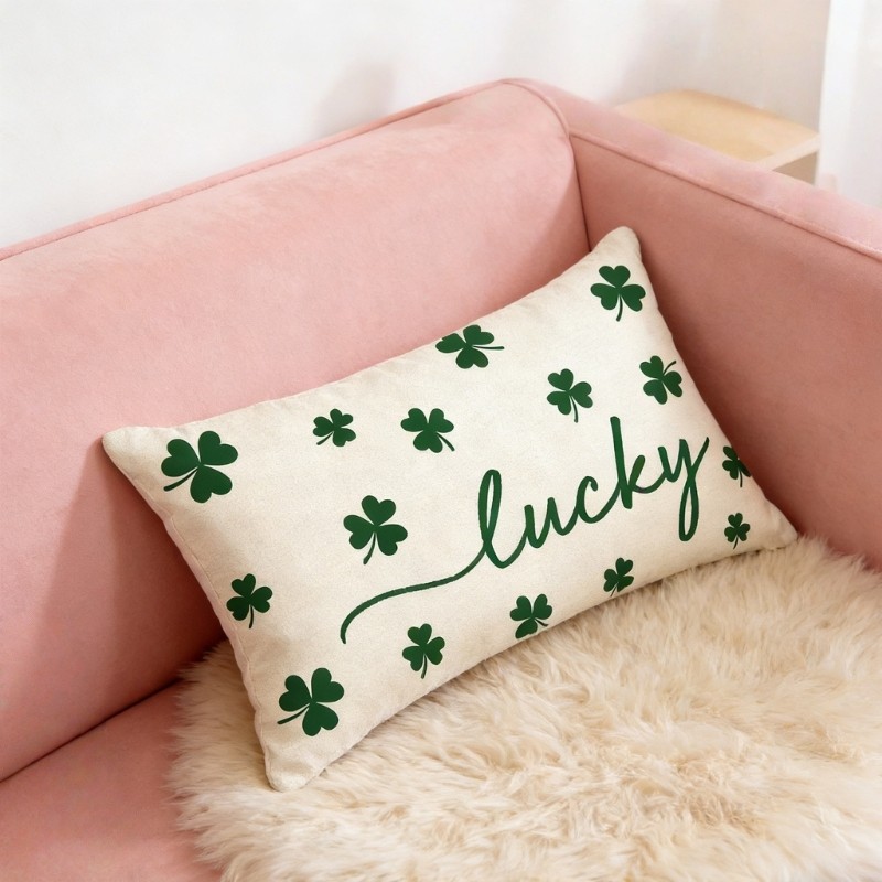 LIVI Cozy Lumbar Pillow Cover 30x50 ซม. ปักลาย Lucky Shamrocks สําหรับ Patrick s Day Idea