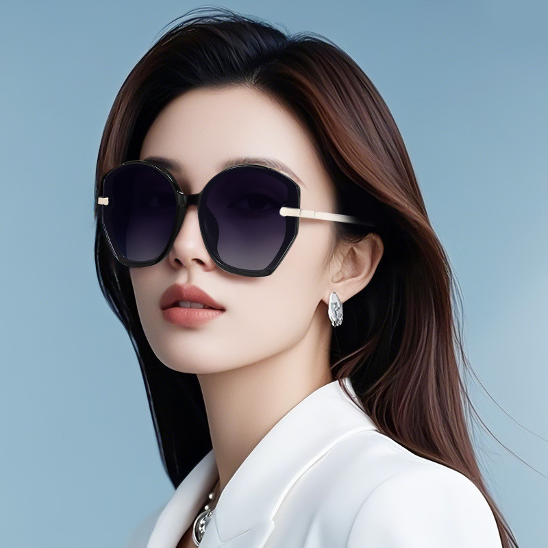 กรอบขนาดเล็กรูปไข่แว่นกันแดดย้อนยุคยุโรปอเมริกันอินแว่นกันแดดระดับไฮเอนด์แคทวอล์แว่นกันแดด ย2wx