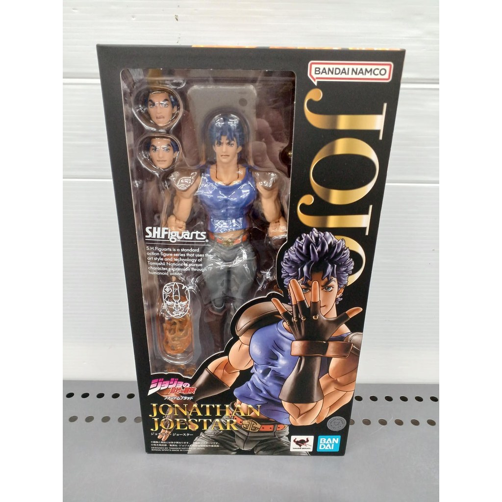 BANDAI Jonathan Joestar JoJo's Bizarre Adventure Figuarts