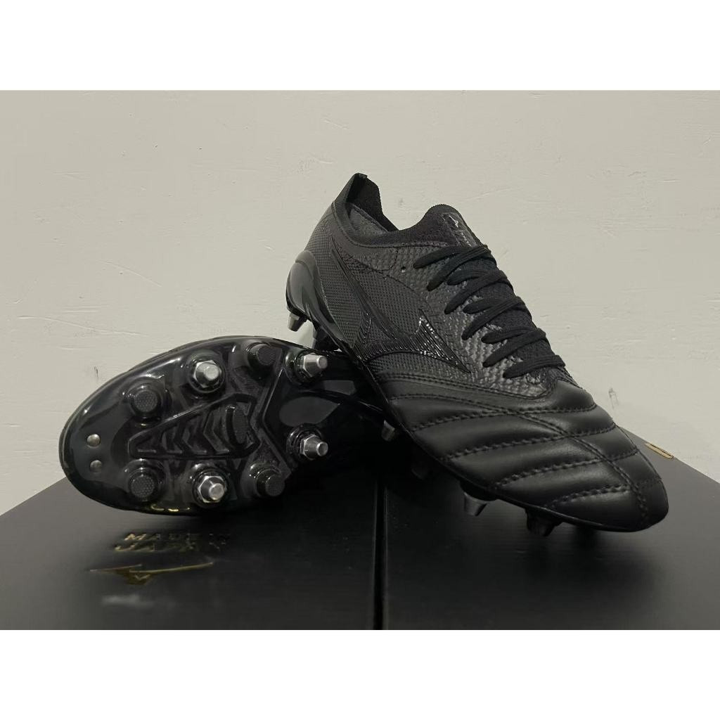 รองเท้าฟุตบอลกลางแจ้งสำหรับผู้ชาย ด้วยเทคโนโลยีล็อค 6 LOD