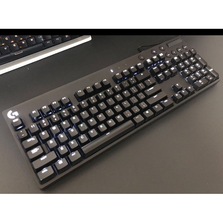 Logitech G610 Gaming Gaming Mechanical Keyboard แกนสีเขียวแกนสีแดงแบบมีสายสีขาว Backlight กินไก่ USB