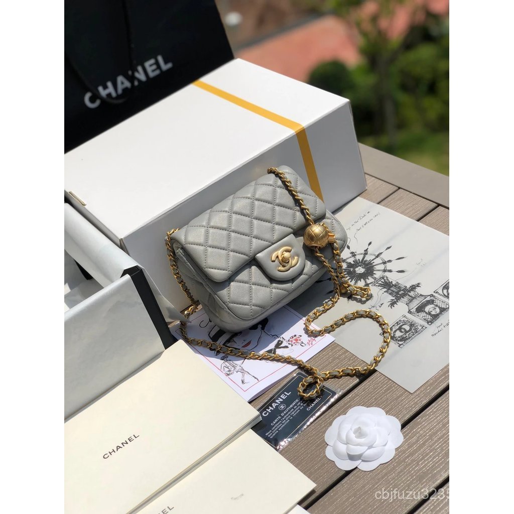 CHANEL Golden Ball Square Fatty 18ซม