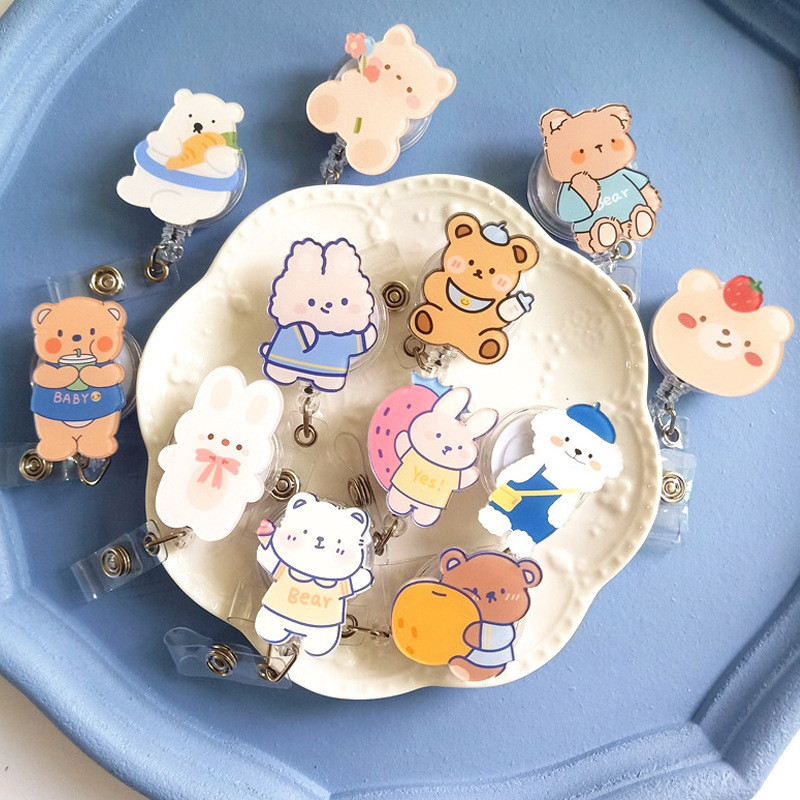คลิปหนีบป้ายพยาบาลหมีน่ารักและกระต่ายการ์ตูนหัวเข็มขัดดึงง่ายป้ายนักเรียนหัวเข็มขัดหด