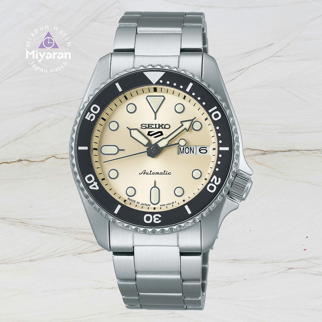 Seiko 5 Sports SKX Sports Style Sbsa227