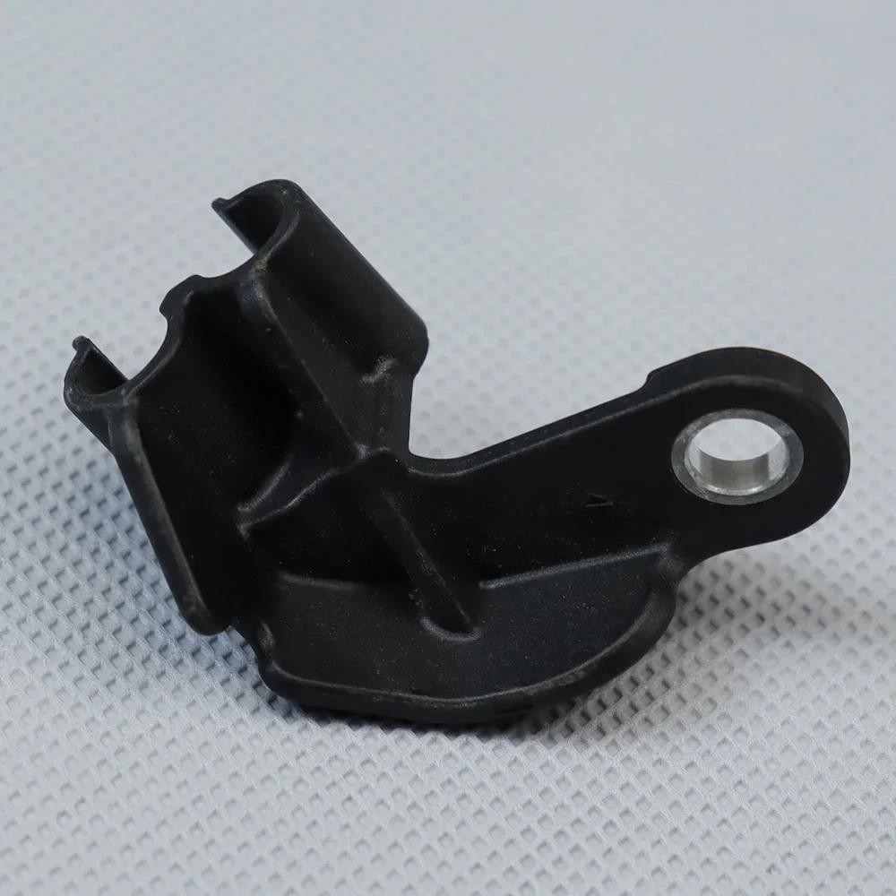 สําหรับ Mercedes-Benz R231 SL400 SLC43 AMG CLS400 ท่อน้ํามันเชื้อเพลิงท่อวงเล็บ A2760782441