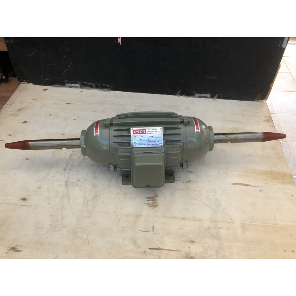 🚀 🔥โค้ดINC3LEL3ลด30฿มอเตอร์เพลาแหลม 3 แรงม้า 380V Grinding Motor ยี่ห้อ XYLON รุ่น JP2-90L-2