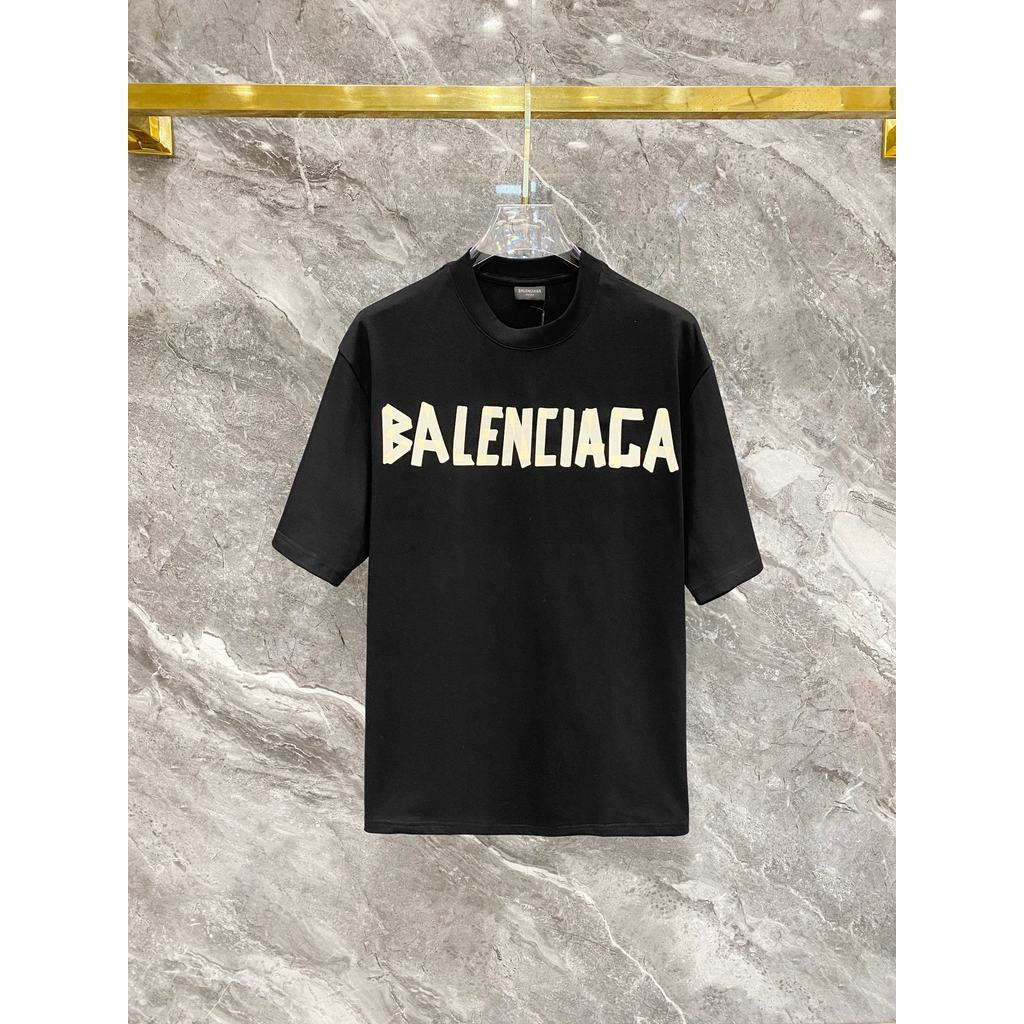 BALENCIAGA/BALENCIAGA คลาสสิกรอบคอแขนสั้นเสื้อยืดผู้ชายผู้หญิง Basic Niche อินเทรนด์สีทึบฤดูใบไม้ผลิ
