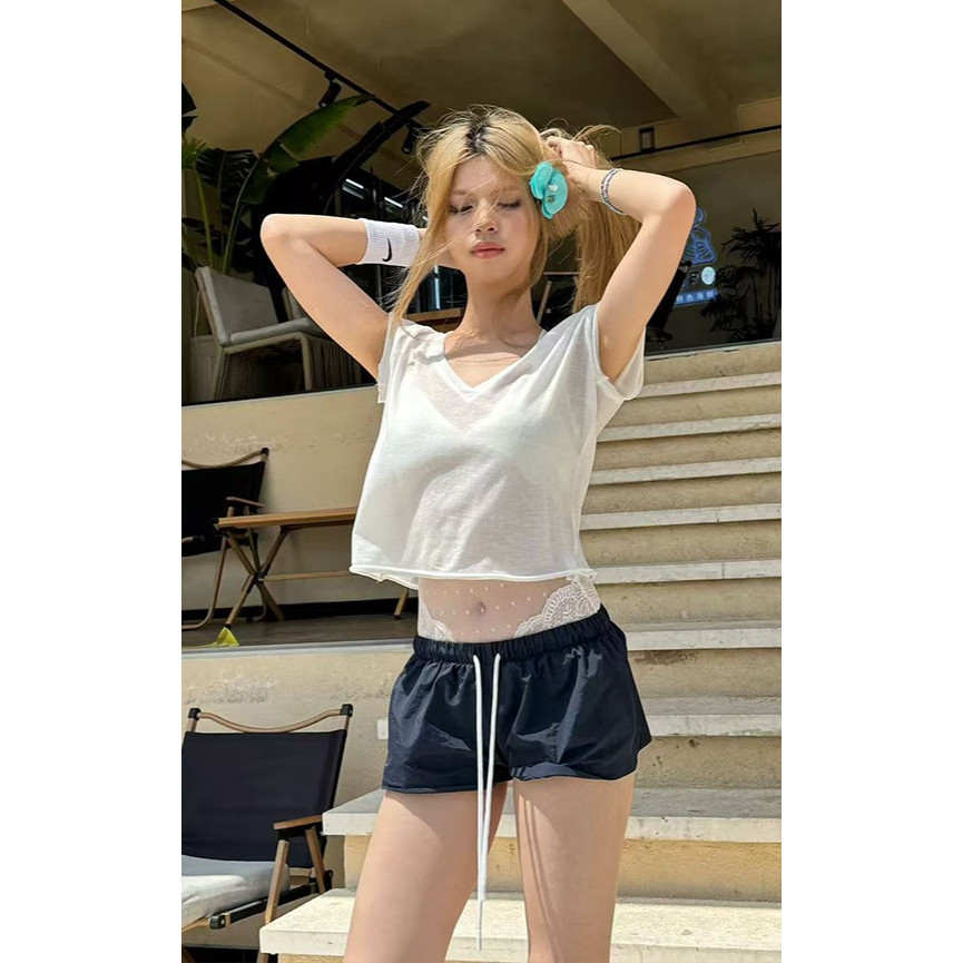 <Moses Queen> เสื้อยืดแขนสั้นทรงหลวมสไตล์อเมริกัน เนื้อผ้าบางเบา เหมาะสำหรับใส่เป็นเสื้อตัวใน