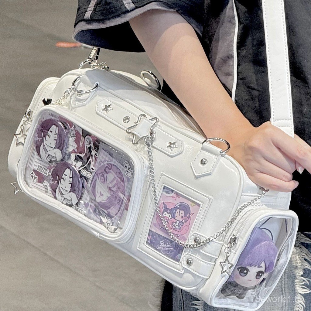 Se.W Itabag กระเป๋าสะพายข้าง.Crossbody Bag สำหรับผู้หญิง ออกแบบมาอย่างพรีเมียม ใส่ของได้ง่ายและโปร่งใส เหมาะสำหรับการสวมใส่ทุกวันและการเดินทาง ส่วนสายคล้องสามารถปรับความยาวได้ พกพาสะดวกสำหรับงานแสดงคอนเสิร์ตหรือในชีวิตประจำวัน