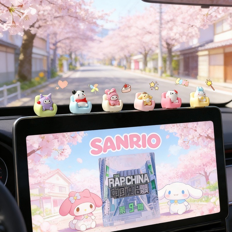 6 ชิ้น Sanrio Hello Kitty Melody Kuromi Cinnamoroll รูปของเล่นตกแต่งรถภายในเครื่องประดับคอนโซลกลางของเล่น
