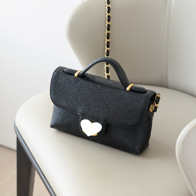 【ก่อนสั่งสอบถาม】ราคา10900 25K หนังวัวนำเข้า กระเป๋าถือ Distressed Hardware​ Size19.5*12*6cm