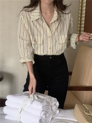58015 เสื้อเชิ้ตแขนยาว คอปกโปโล ลายทาง มีกระเป๋าคู่ สไตล์เกาหลี