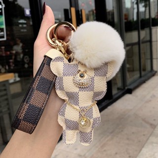 LV Bear Trend Keychain Personalized Bear Leather Keychain Creative Car Keychain Mens And Womens Lovers Bag Pendant