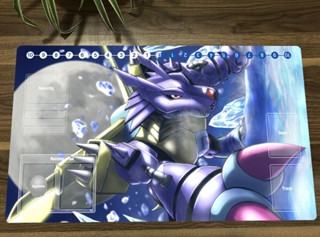 แผ่นรองเมาส์ Digimon Duel Playmat CCG DTCG Mat MetalGarurumon Trading Card Game Mat Free Bag