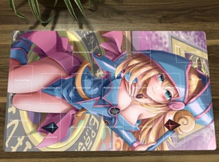 Yugioh Playmat Dark Magician Girl TCG CCG แผ่นรองเมาส์เล่นเกมเทรดดิ้งการ์ด และโซน