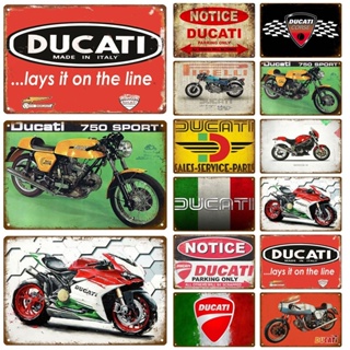 โปสเตอร์โลหะ ลาย Ducati สไตล์วินเทจย้อนยุค สําหรับแขวนตกแต่งผนังบ้าน โรงรถ