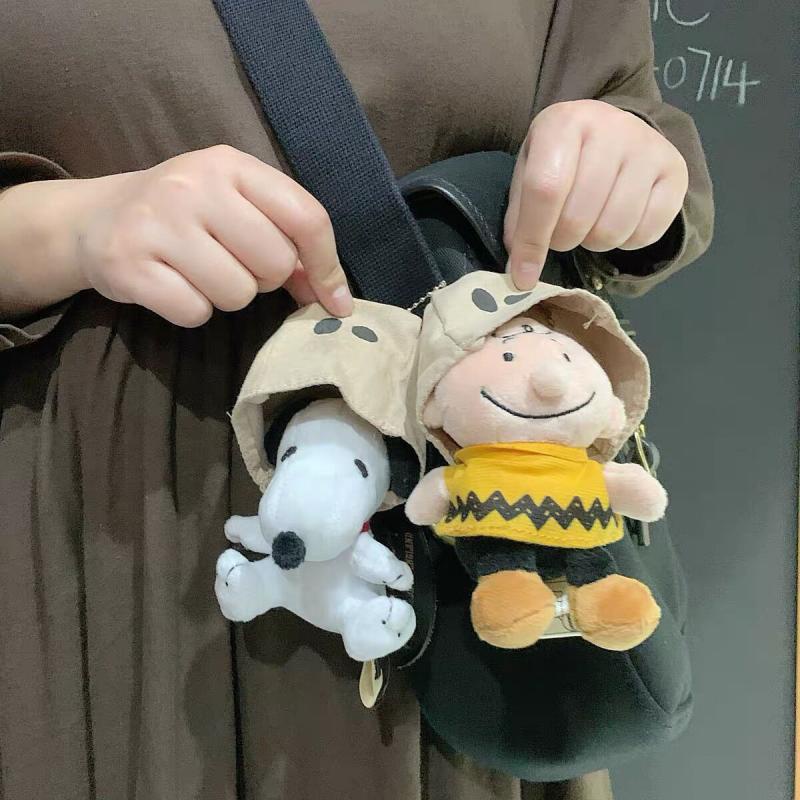 พวงกุญแจ จี้ตุ๊กตา Snoopy Charlie Brown