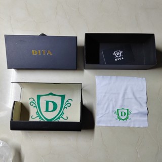 กล่องเก็บแว่นตา Dita