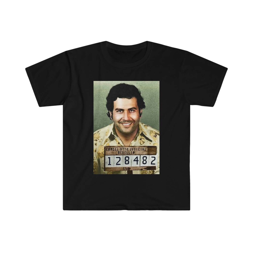 เสื้อยืด ลาย Pablo Escobar Mugshot (สี)