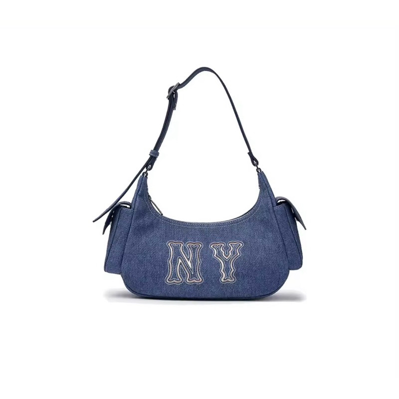 MLB กระเป๋าทรงโฮโบ ยูนิเซ็กส์ Denim Coopers Mega Logo รุ่น 3ABQM034N 50INS สีน้ำเงิน