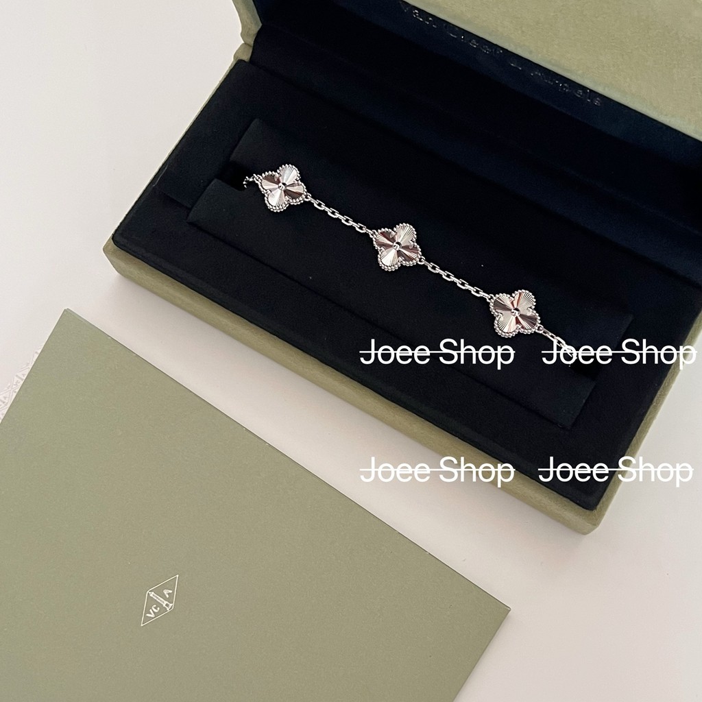 PawnableOriginal Vca 18K gold Domestic Spot | Vca VCA Classic Red Purple Chalcedony Multifelled Bra