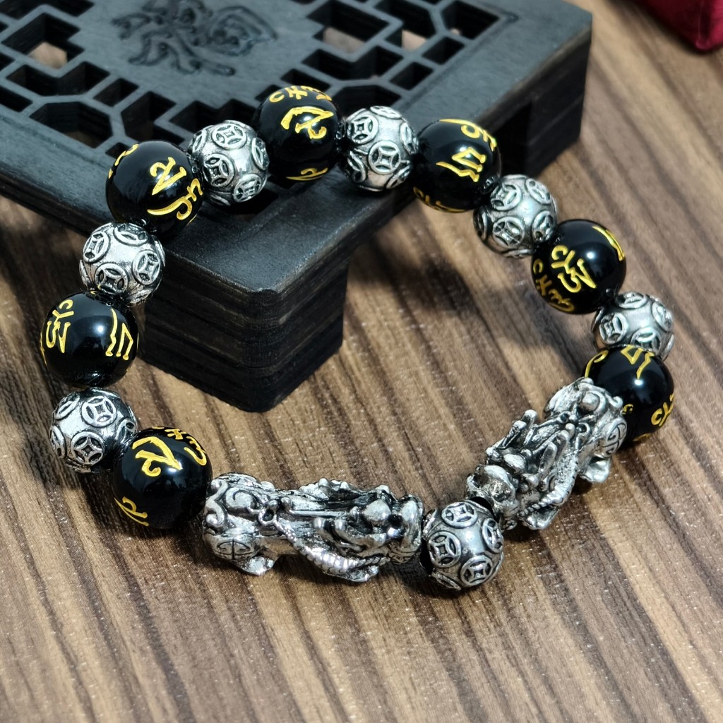 ( JF01 )สร้อยข้อมือปี่เซียะสีเงิน ลงอักขระทิเบต