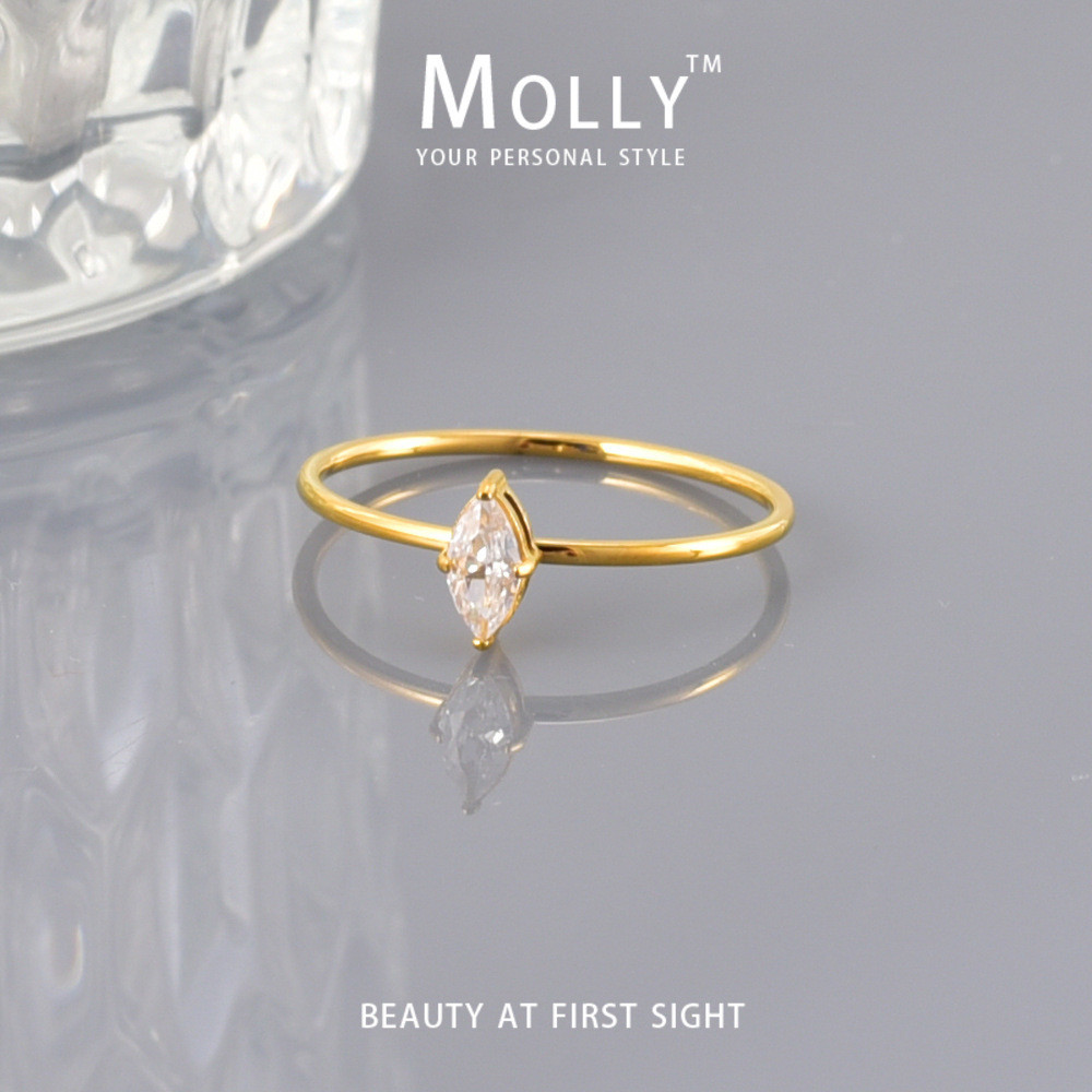 สแตนเลส Mariquesa Zirconia แหวนหินสําหรับผู้หญิง, Non Fade 18K Gold Plated Hypoallergenic Non Tarnish Minimalist แฟชั่นเครื่องประดับ