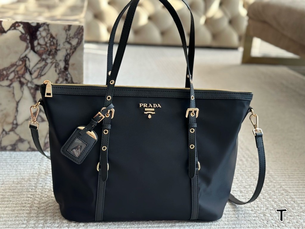 ((YuYu Ready Stock) Classic Tote Bag Nylon Handbag Large Capacity Shoulder Bag Lightweight Practical Handbag Shoulder Bag Size 35 * 28cm