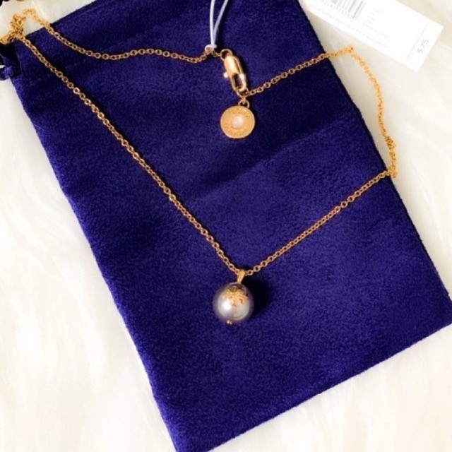 ️Tory Burch️ ️Pearl Chain Necklace ️สร้อยคอ จี้โลโก้ มุกสีเทา 60271