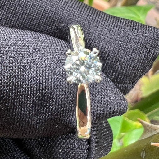 แหวนเพชร 0.4 ct Solitaire Lab Diamond Ring - White Gold 14K (เพชร 40 ตังค์)