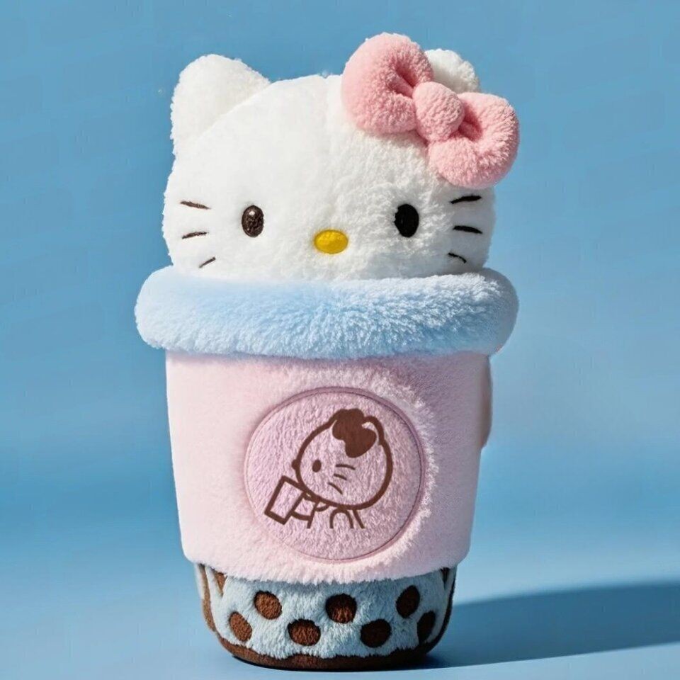 Hello Kitty Xicha สินค้าแบรนด์ร่วมสร้างสรรค์สไตล์ใหม่ตุ๊กตาผ้ากํามะหยี่น่ารักของขวัญตุ๊กตามูลค่าสูง