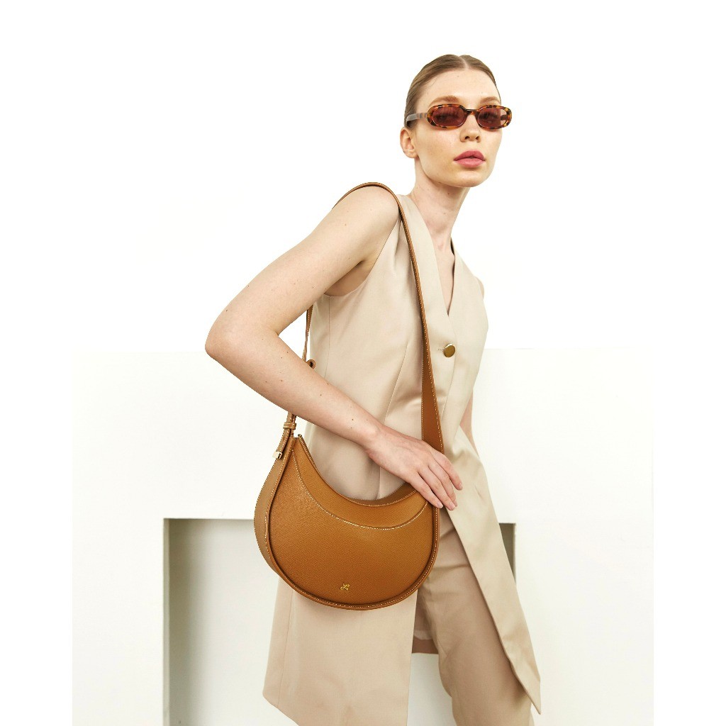 LUNNE กระเป๋าสะพายไหล่-สะพายพาดลำตัว หนังวัวแท้ รุ่น LUNA Shoulder Bag