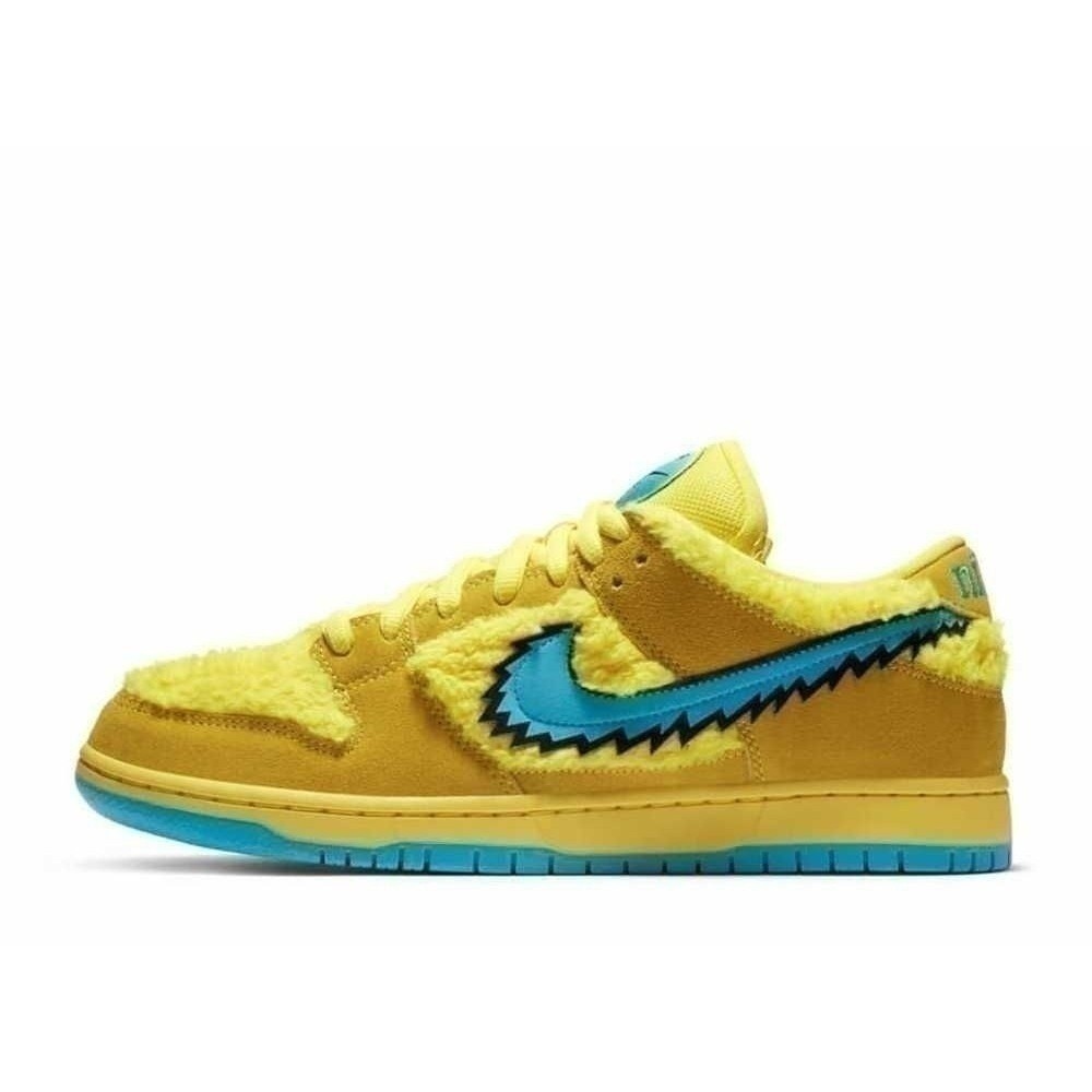 Grateful Dead × Nike SB Dunk Low Yellow Bear Unused