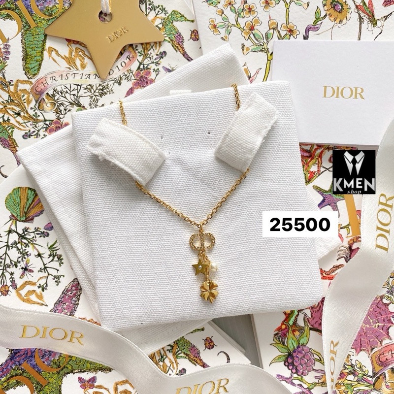 new สร้อยคอ  Dior พร้อมส่ง