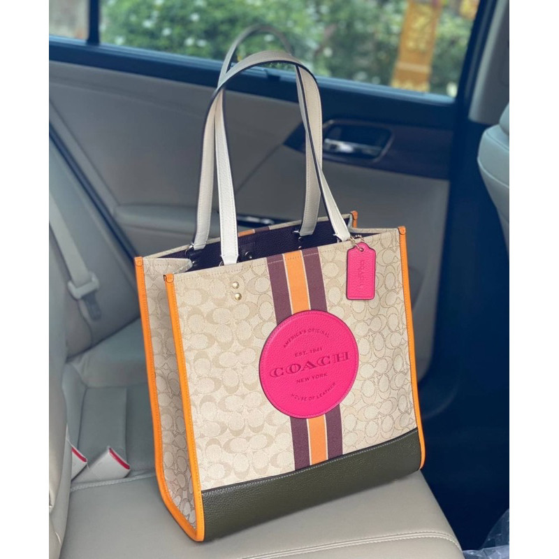 แท้ พร้อมส่งCOACH 1917 DEMPSEY TOTE IN SIGNATURE JACQUARD WITH STRIPE AND COACH PATCH