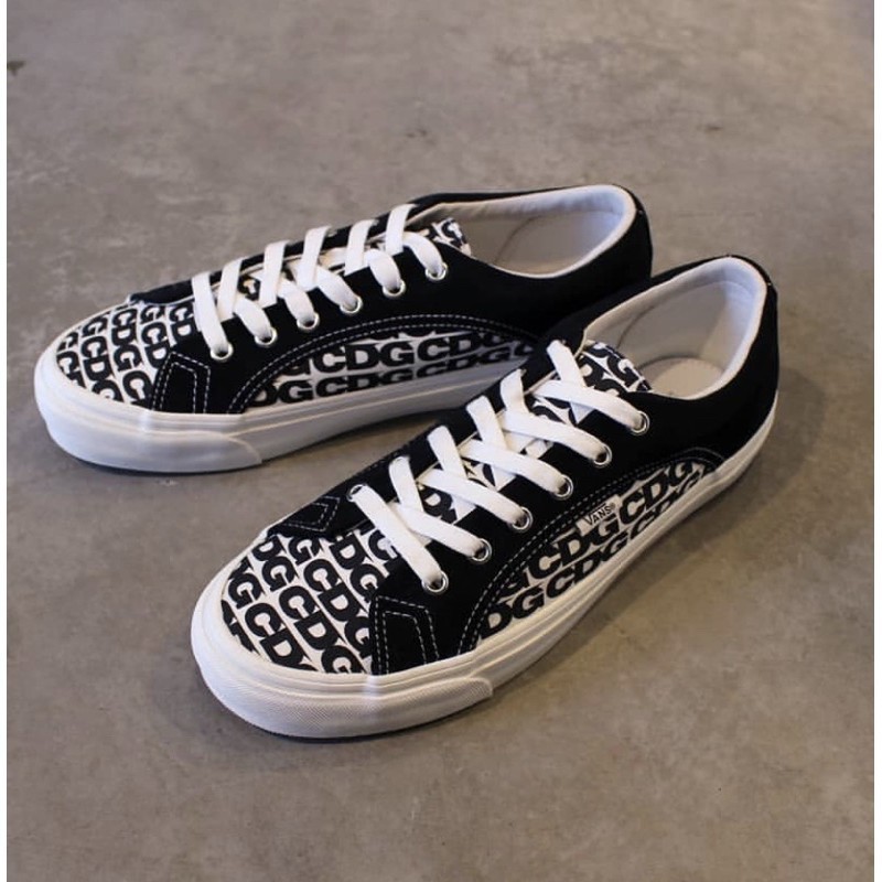 2024 ฟิกเกอร์ poi ,[พร้อมส่ง-แท้ 100%] รองเท้า CDG x VANS LAMPIN รุ่นพิเศษ LIMITED COLLECTION จากญี