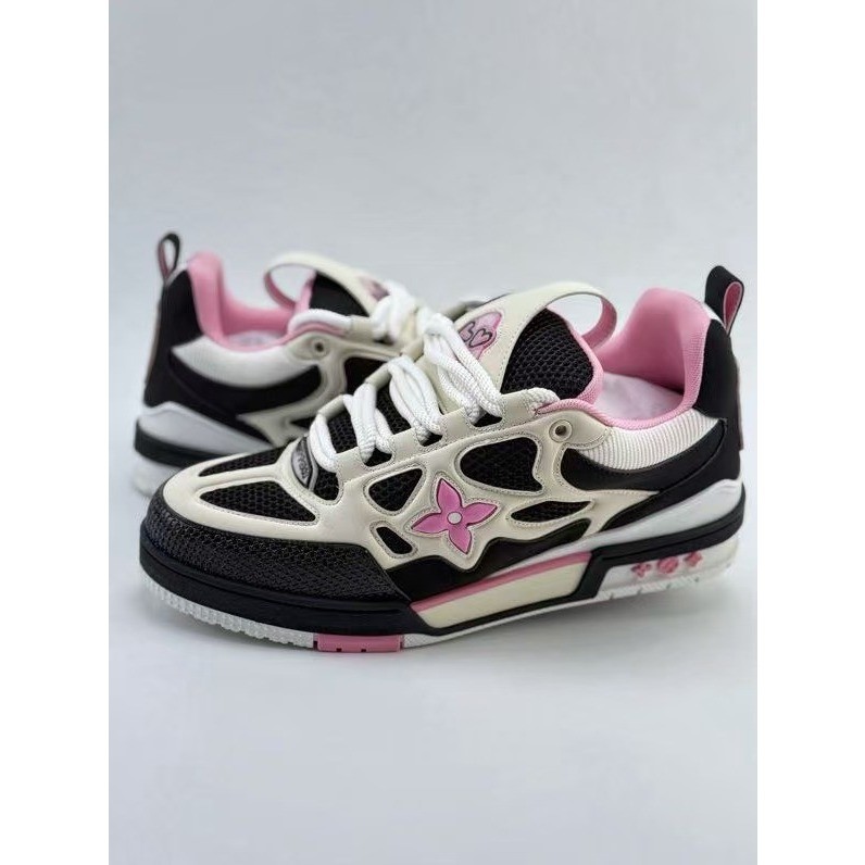 Louis Vuitton  Trainer  รองเท้าลำลองต่ำ