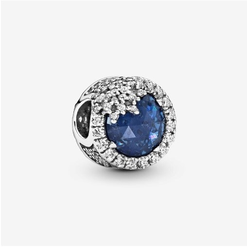 [พร้อมส่ง สินค้าแท้ ]  ** Radiant **  Pandora Blue Dazzling Snowflake Charm ** Frozen**