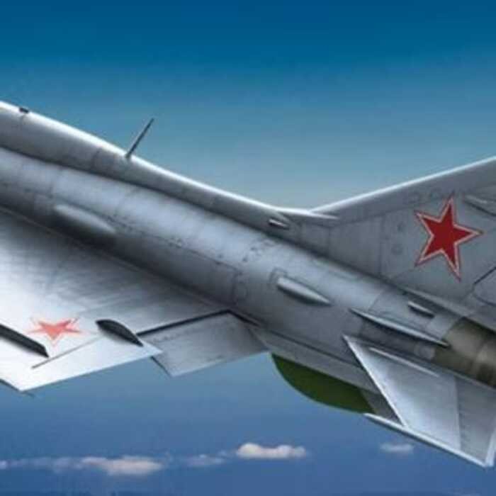 อะคาเดมี่ 12320 เครื่องบินรบ MIG-21PE รัสเซีย 1/48