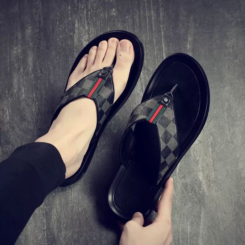 [ขายดี] ♞Flip-flops รองเท้าแตะชายหาดผู้ชายอินเทรนด์สไตล์ลําลองกลางแจ้งทนต่อการสึกหรอทรายกันลื่น