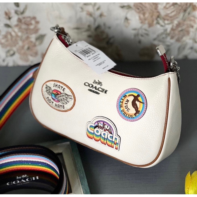 (สด-ผ่อน) กระเป๋าสีขาว CE604 Teri 9.5 นิ้ว 2 สาย