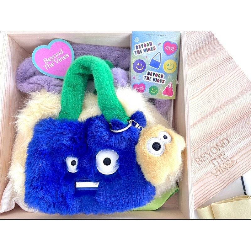 กระเป๋า Beyond the vines รุ่นMonster Dumpling Bag (สินค้ามือ1)