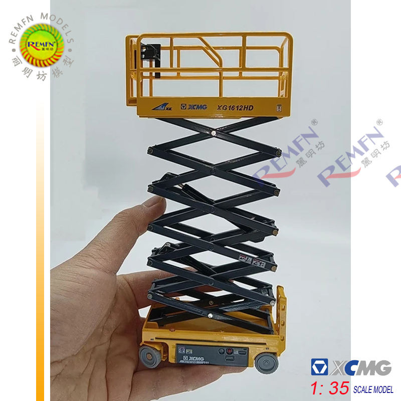 1: 35 Xu Gong XCMG Mobile High-Aerial Work Platform รถ XG1612HD ส้อมตัดยกรถ remfn รุ่น