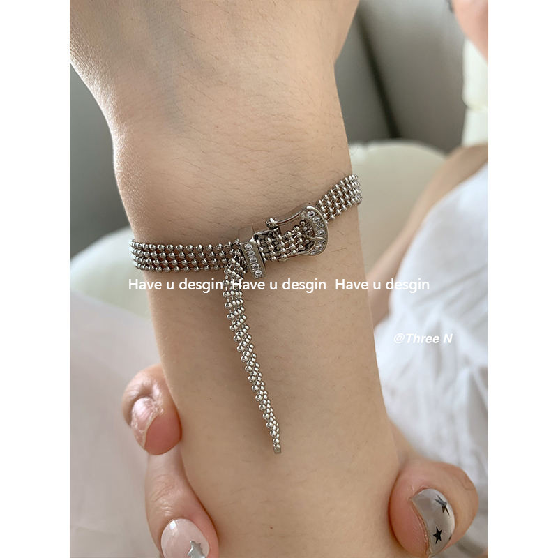 มี ยู เดสจิน สไตล์เกาหลี ออกแบบเฉพาะ สำหรับ เข็มขัด หัวเข็มขัด และสร้อยข้อมือ