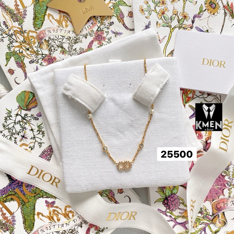 new สร้อยคอ  Dior พร้อมส่ง