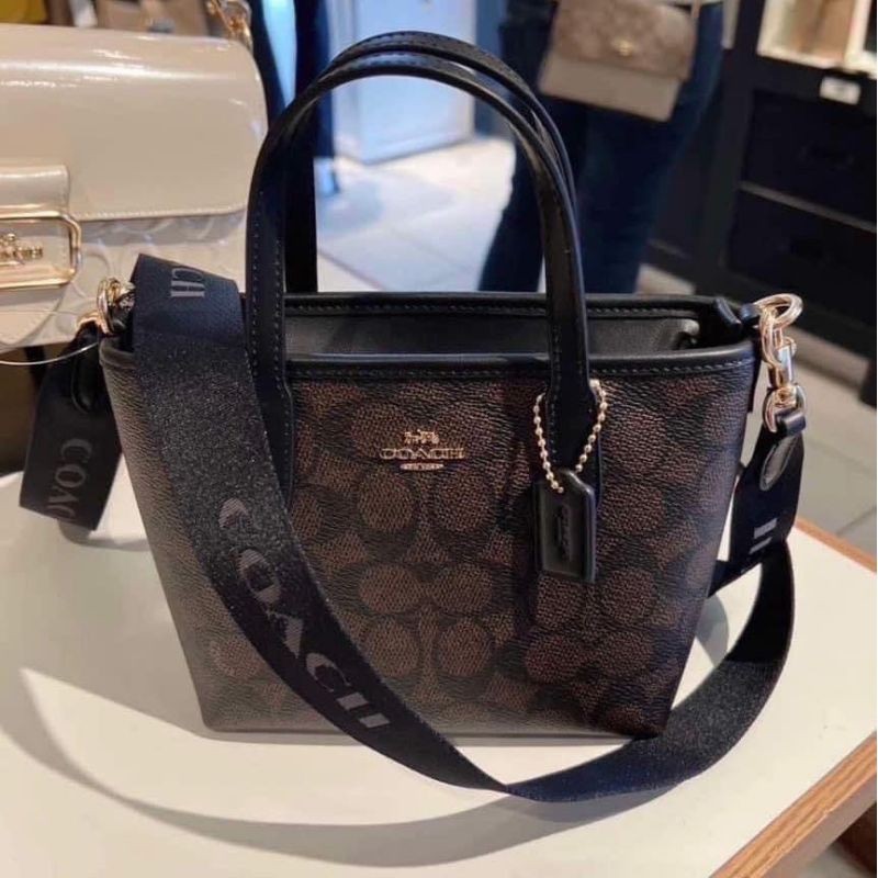 แท้% CW032 City Mini Tote Bag