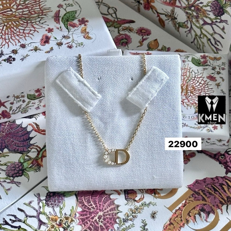 new สร้อยคอ Dior  พร้อมส่ง