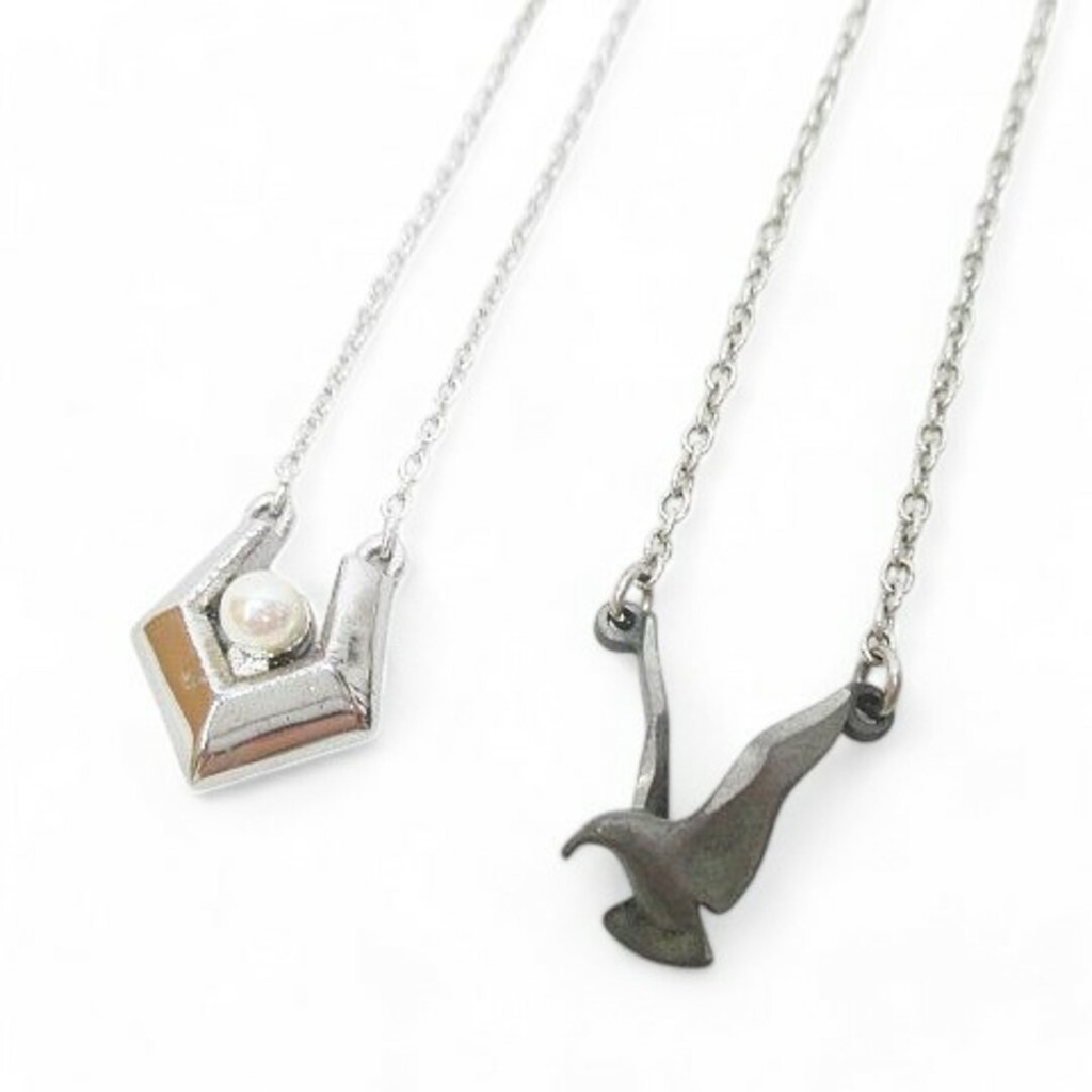 สร้อยคอ Silver Pearl motif ส่งตรงจากญี่ปุ่น มือสอง
