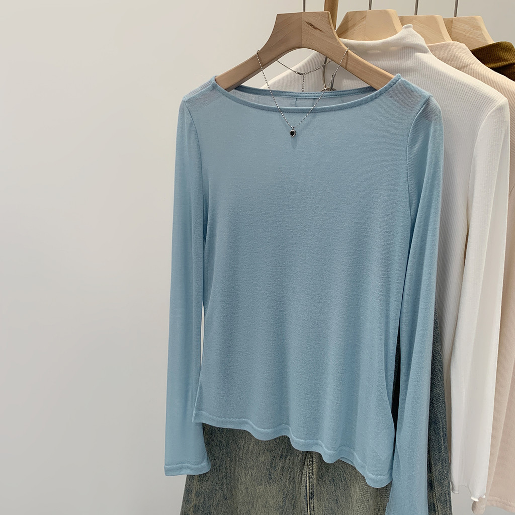 90100 เสื้อยืดสีทึบแขนยาวสำหรับผู้หญิง