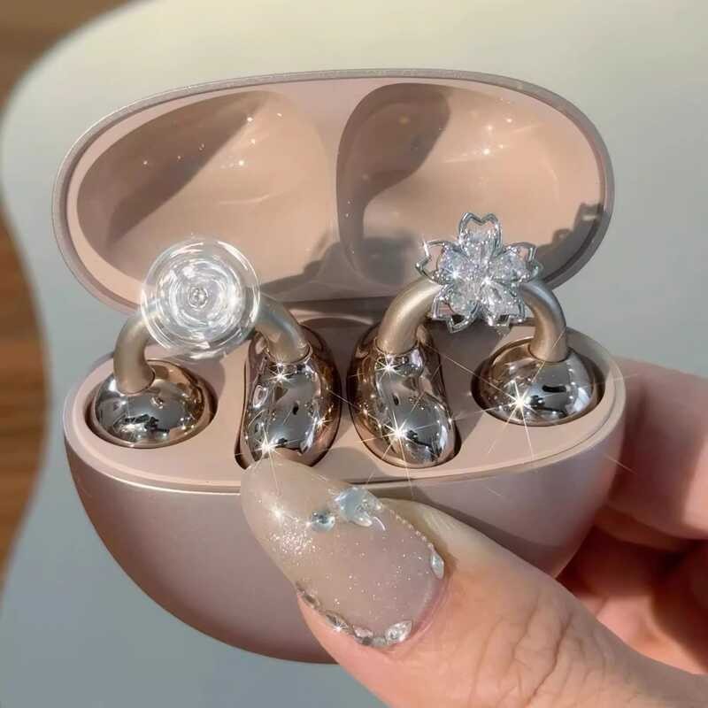 1 คู่ Cherry Blossoms Zircon คลิป Charms การออกแบบประณีตหูฟังอุปกรณ์เสริมแฟลช Dia ส่วนบุคคล DIY สําหรับ OWS หูฟัง